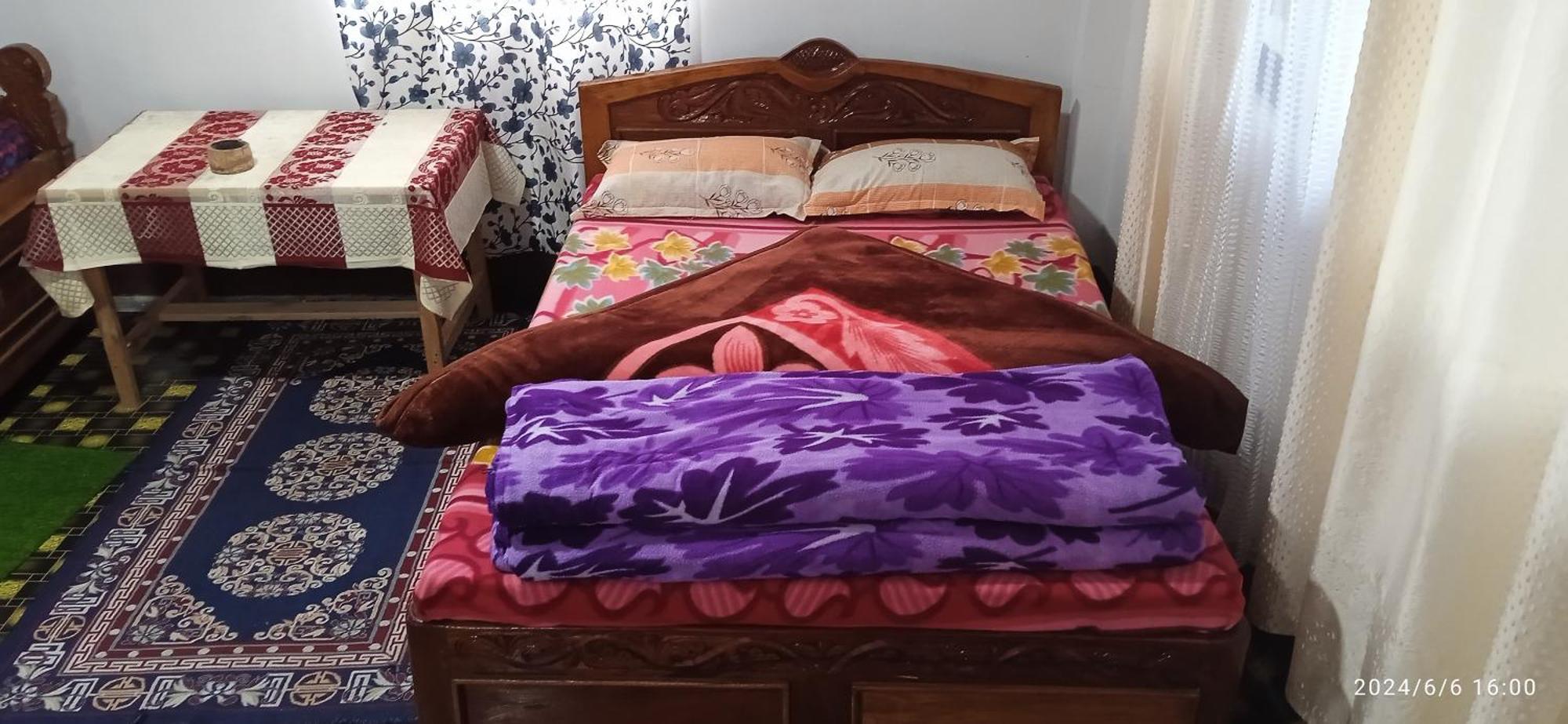 Lama Homestay Дарджилинг Экстерьер фото
